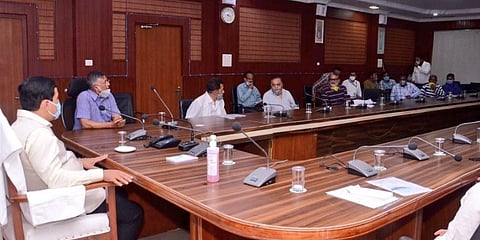 Chief Minister Sarbananda Sonowal reviews COVID-19 preparedness in State