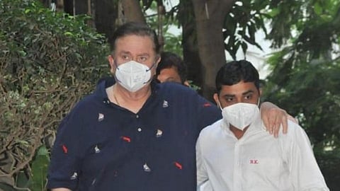 Kapoor step out attend babita birthday party troll