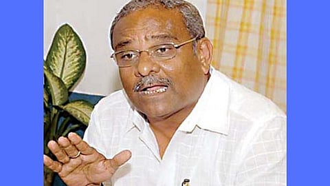 सरकारनं रेशन कमी केलंय, आम्ही मरावं का? शेतकऱ्यांनी मेलेलंच बरं; कर्नाटकच्या मंत्र्यांची जीभ घसरली