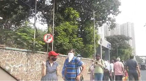 गोरेगाव लसीकरण केंद्र