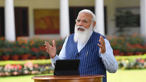 "मृतदेह जाळले जात आहेत अन् यांना रक्ताचा सुगंध येतोय"