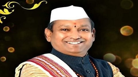 भारूडाला जिवंत ठेवणारा कलावंत काळाच्या पडद्याआड, निरंजन भाकरे यांचे निधन