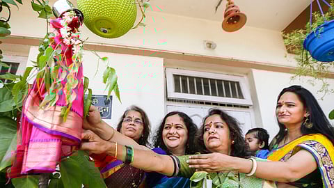 गप्पा पोष्टी : आपली भारतीय ‘नव’वर्षं!