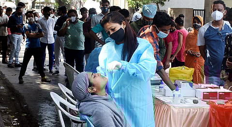 गुजरातमध्ये हॉस्पिटल फुल्ल; मशिदीत सुरू केलं कोविड सेंटर