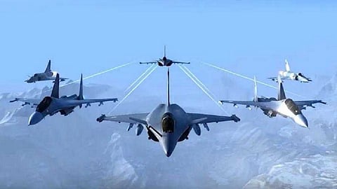 दहावी-बारावीच्या विद्यार्थ्यांसाठी सुवर्ण संधी; Indian Air Force मध्ये तब्बल 1524 जागांसाठी बंपर भरती