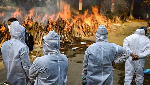 कोरोनाचा कहर सुरुच; देश लॉकडाऊनच्या वाटेवर