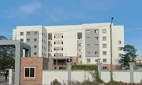 कोट्यावधी खर्चूनही सुपर स्पेशालिटी हॉस्पीटल
कोरोनाकाळात उपयोगशुन्य