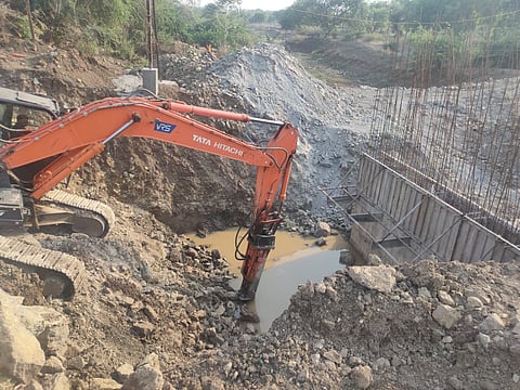 पुलाचे काम सुरु