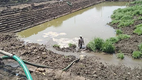 अतिप्राचीन बांधकामाचा उत्कृष्ट नमुना असलेले गावतळे : पन्नास एकरातील शेतीला मिळणार नवसंजीवनी