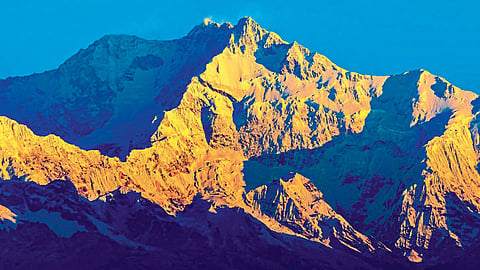 Kanchenjunga Mountain