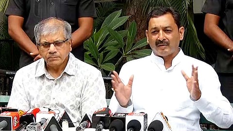 मराठा आरक्षणाचा प्रश्न राजसत्तेशिवाय सुटणार नाही - प्रकाश आंबेडकर