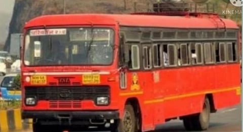 एसटी बस हिंगोली