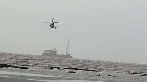 'मित्रांचे मृतदेह पाण्यावर तरंगताना पाहिले', 'टायटॅनिक पेक्षाही भयानक स्थिती'