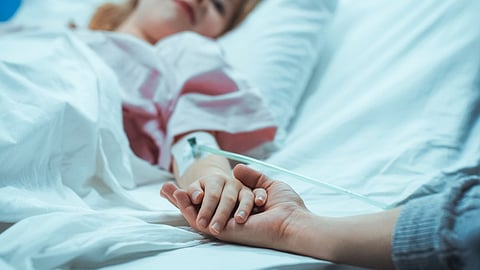 'तेरा मुझसे हैं...' गाणं म्हणत पूर्ण केली आईची अखेरची इच्छा
