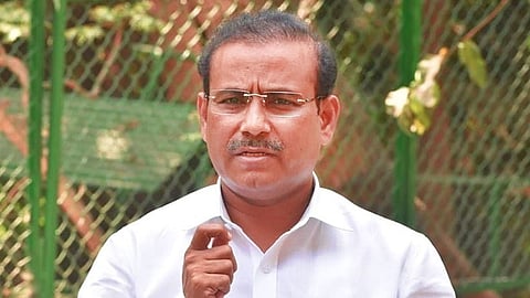 लॉकडाउनचा निर्णय शुक्रवारी - आरोग्यमंत्र्यांची माहिती