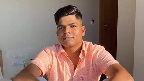 माजी आमदार पुत्राची दादागिरी; कोविड सेंटरवरील डॉक्टरला केली मारहाण