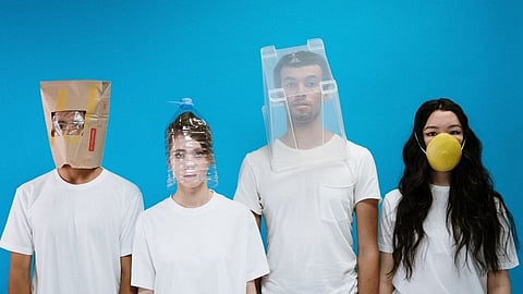 रुग्णांचे जीव वाचविण्यासाठी तरुणांची ऑनलाईन दुनियादारी