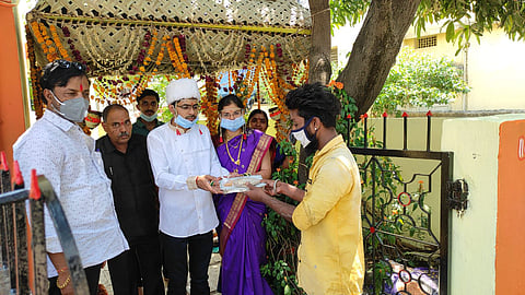 लाॅयन्सचा डबा