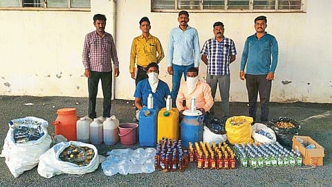 nandurbar police action