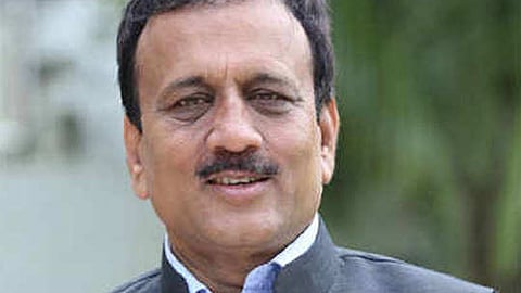 Girish-mahajan