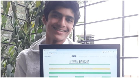 बालेवाडी : पुण्यात दहावीत शिकणाऱ्या विराज शहा या विद्यार्थ्यानं कोरोनाविषयक इत्यंभूत माहिती देणारी वेबसाईट बनवली आहे.