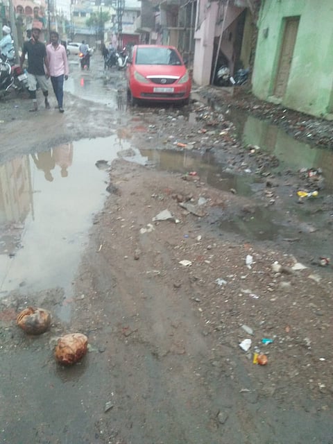 जंगमवाडी ते श्रीनगर रस्ता