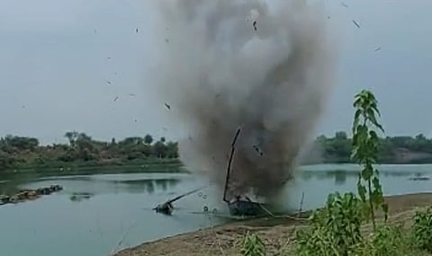 मुदखेड शिवारात सक्शन पंप केला उद्धवस्त