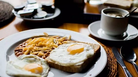 संध्याकाळच्या चहासोबत काही खायची इच्छा आहे! जाणून घ्या तिखट, चमचमीत स्नॅक्स