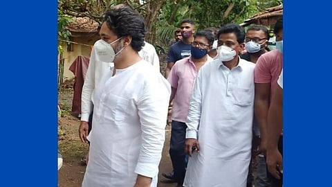 'त्या' बंद खोलीत काय चर्चा झाली?