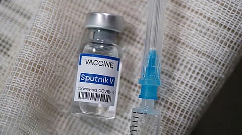 रशियाची लस भारतात; पण अजूनही 'लॅब टेस्ट'मध्ये पडलीय अडकून