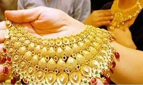 काय सांगता! दिवाळीपर्यंत सोन्याचे भाव गाठणार आतापर्यंतचा उच्चांक?