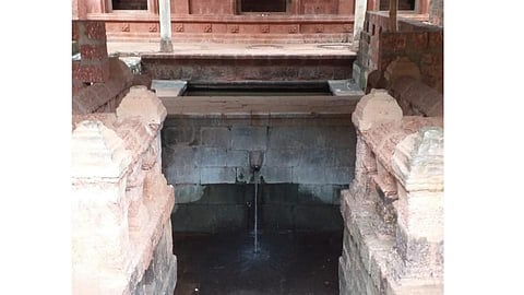 PHOTO - ऐतिहासिक पार्श्वभूमी असलेले राजापूरचे गंगातीर्थक्षेत्र