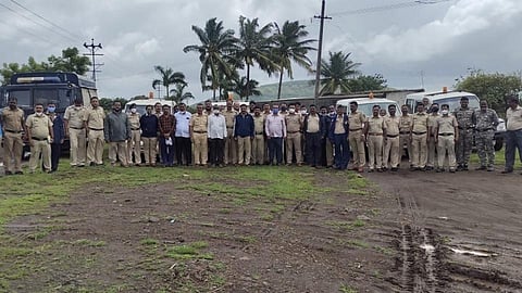 माणगाववाडीत बेकायदेशीर दारू अड्यावर पोलिसांची धडक कारवाई