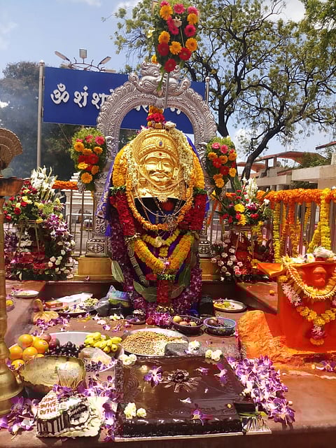 शनिमूर्ती शिंगणापूर