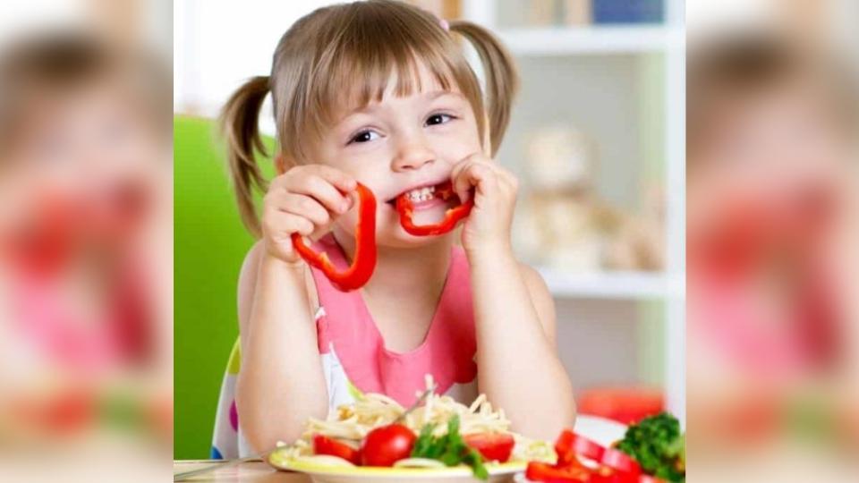 तुमच्या मुलांचा ब्रेन शार्प करायचा आहे तर 'हे' फुड्स खाऊ घाला