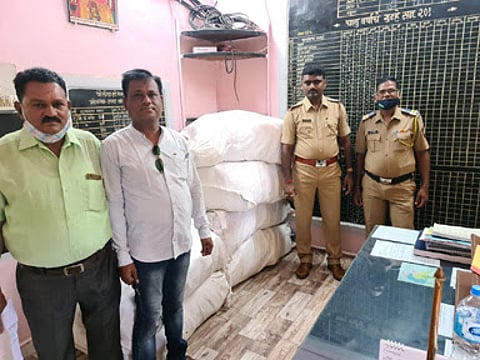 माहूर पोलिसांनी जप्त केलेला गुटखा