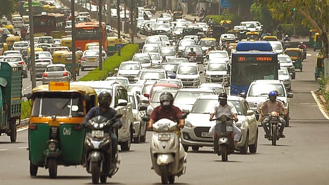 वाहनधारकांनो! लायसन, नोंदणी कागदपत्रांबाबत केंद्राचा महत्त्वाचा निर्णय