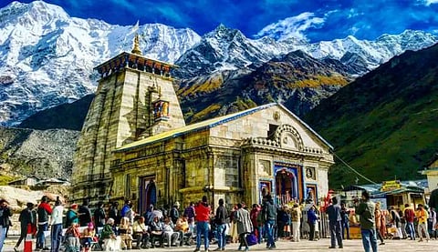 उत्तराखंडच्या तीन जिल्ह्यात चारधाम यात्रेस परवानगी; वाचा काय आहेत नियम