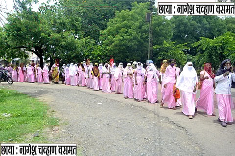 वसमत जिल्हा हिंगोली येथे आशांचा मोर्चा