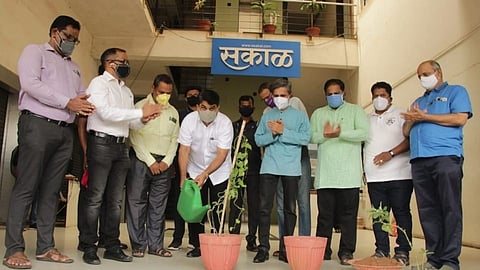 वेलींनी कोल्हापूर सजवण्याचा निर्धार; सतेज पाटलांच्या हस्ते 'या' मोहिमेला प्रारंभ