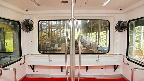 फोटो काढत, निसर्ग न्याहाळत विस्टाडोममधून करा प्रवास!