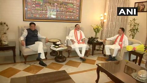 राहुल गांधींचे विश्वासू भाजपमध्ये; काँग्रेसला धक्का