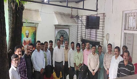 रेल्वेत बसल्याचा सेल्फी पाठवला, पण तो घरी पोहोचलाच नाही