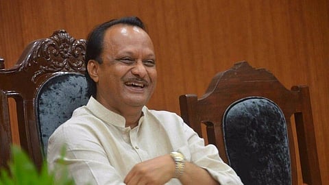 उपमुख्यमंत्री अजित पवारांनी लक्ष घातले अन्...