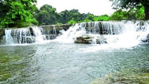 ऐतिहासिकदृष्ट्या संपन्न कोरपना तालुक्याला विकासाची प्रतीक्षा