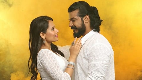 एक अनोखी प्रेमकथा 'मन झालं बाजिंद'