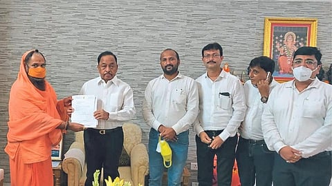 वस्त्रोद्योगाच्या पुनर्वैभवासाठी सर्वतोपरी मदत करणार : नारायण राणे
