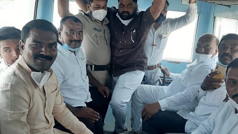मराठा आक्रोश मोर्चा: आमदार आवताडेंसह आंदोलक पोलिसांच्या ताब्यात