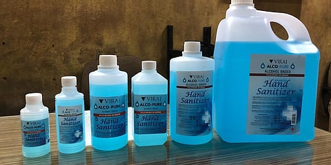 सॅनिटायझर वापरताय? थांबा... थांबा... आधी एकदा हे वाचाच