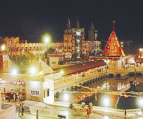 devi talab tempal